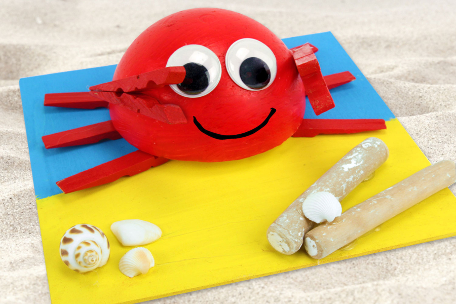 3D Crab with Half Clothespins