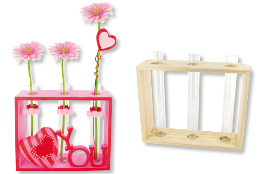 Set de 3 soliflores en vidrio, con soporte de madera
